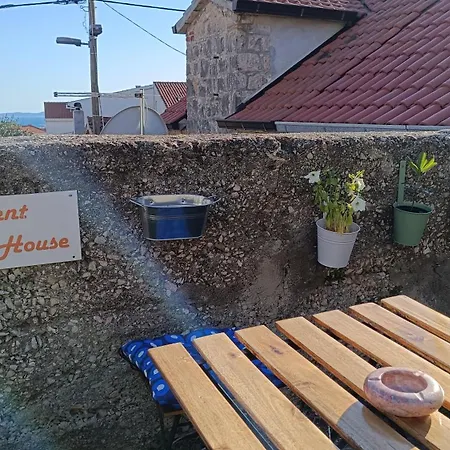 Stone House Apartament