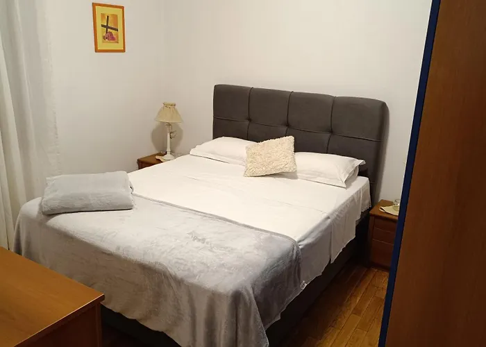 Stone House דירה *