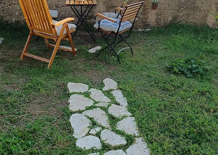 Stone House * Split